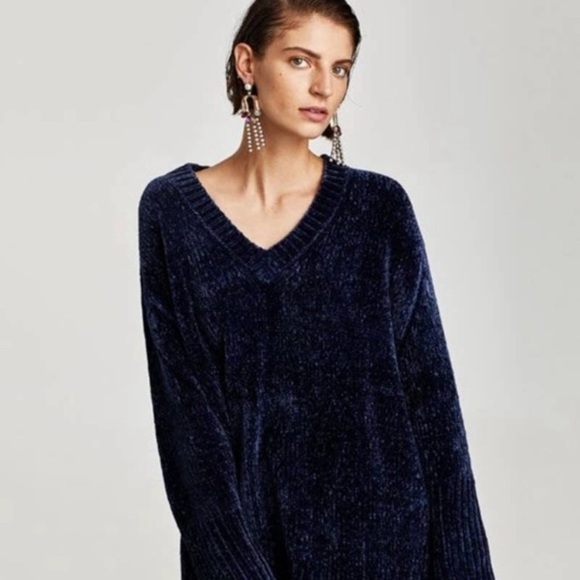 Zara Chenille Chunky V-Neck Sweater - Picture 2 of 6